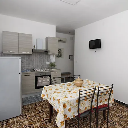 Su Senori Сант-Антиоко